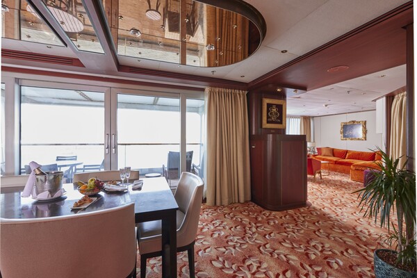 Fred Olsen Bolette - The Olsen Suite, Lounge Area.jpg